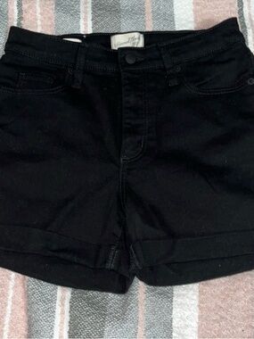 Universal Thread Black High-Waist Cuffed Denim Shorts